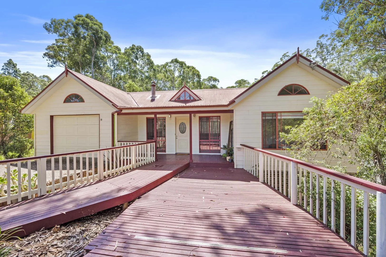 11 Connells Close, Mossy Point NSW 2537