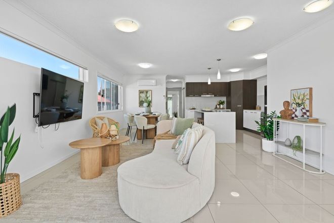 7/15 Fox Street Wynnum 4178 - Image 3