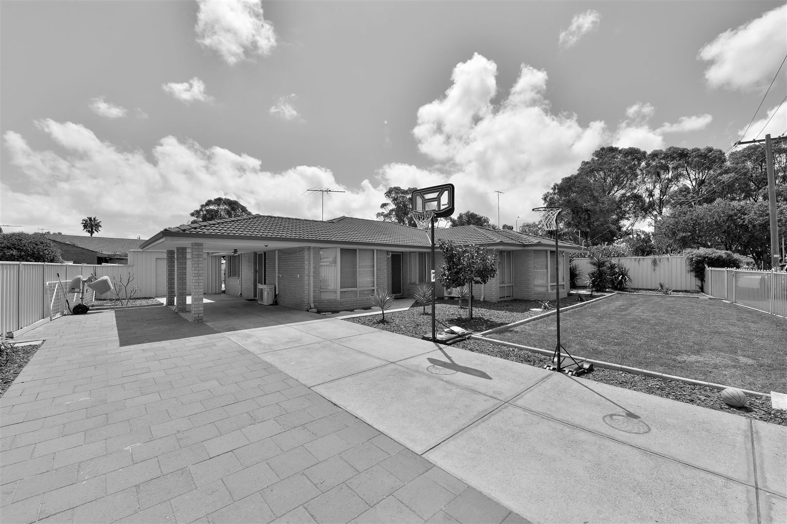 10 Albermarle Close, Coodanup WA 6210, Image 0