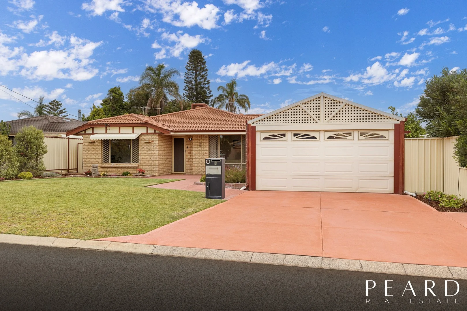 Primary image of 4 Lifu Court, Cooloongup WA 6168