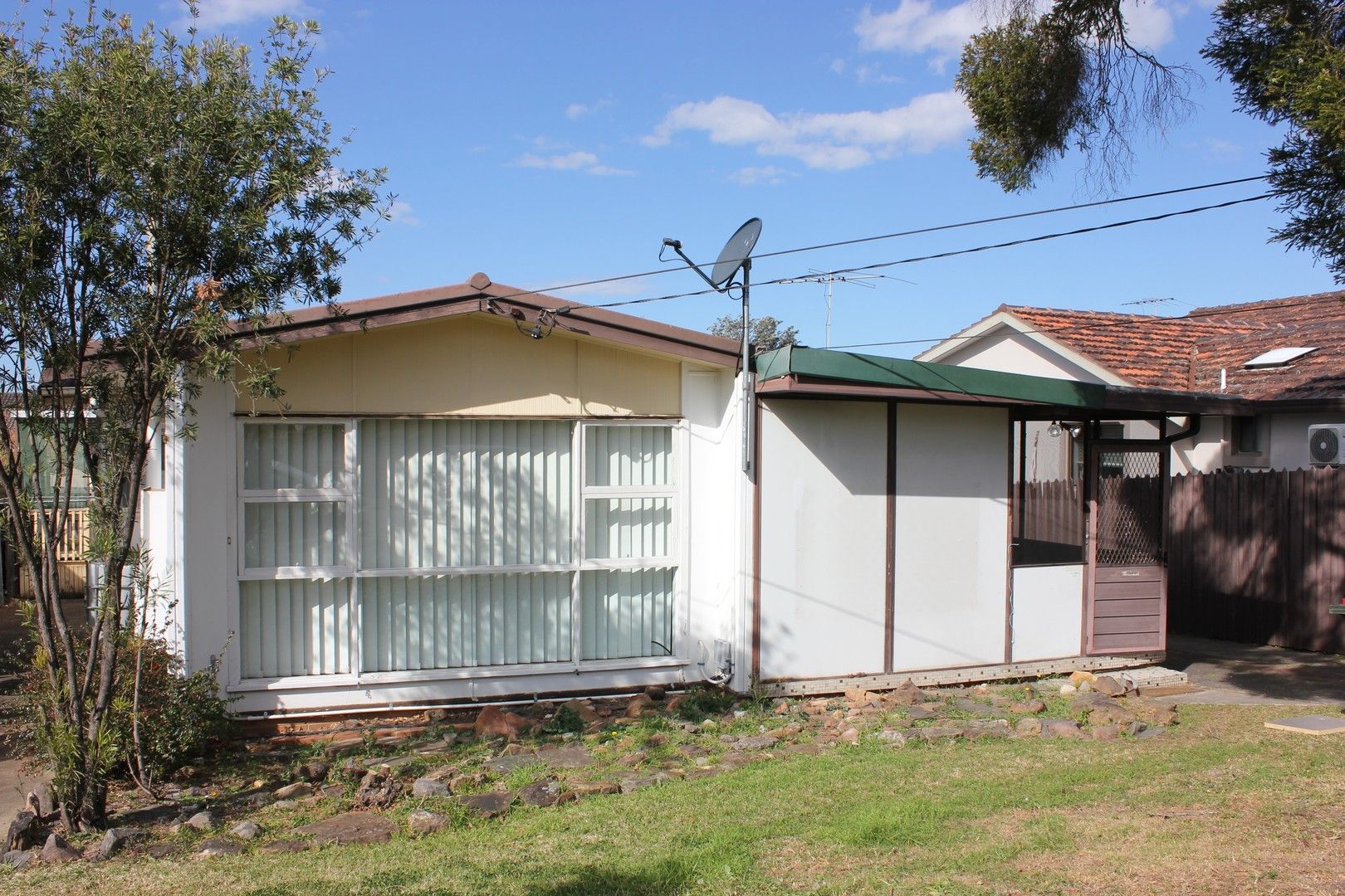 3 bedrooms House in 13 Elva Street CABRAMATTA NSW, 2166
