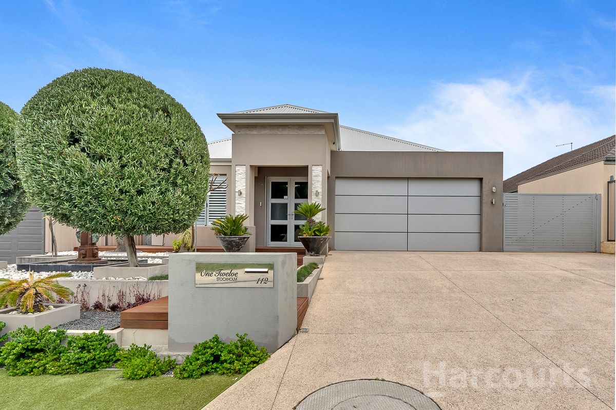 4 bedrooms House in 112 Stockholm Road WANNEROO WA, 6065