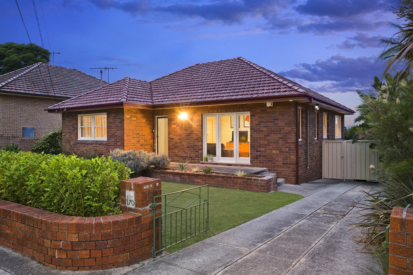 170 Moorefields Road, Beverly Hills NSW 2209, Image 0