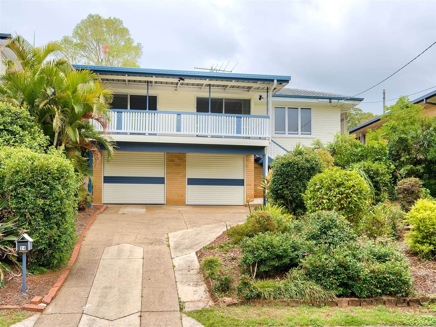 3 bedrooms House in 24 Cranbourne Street CHERMSIDE WEST QLD, 4032