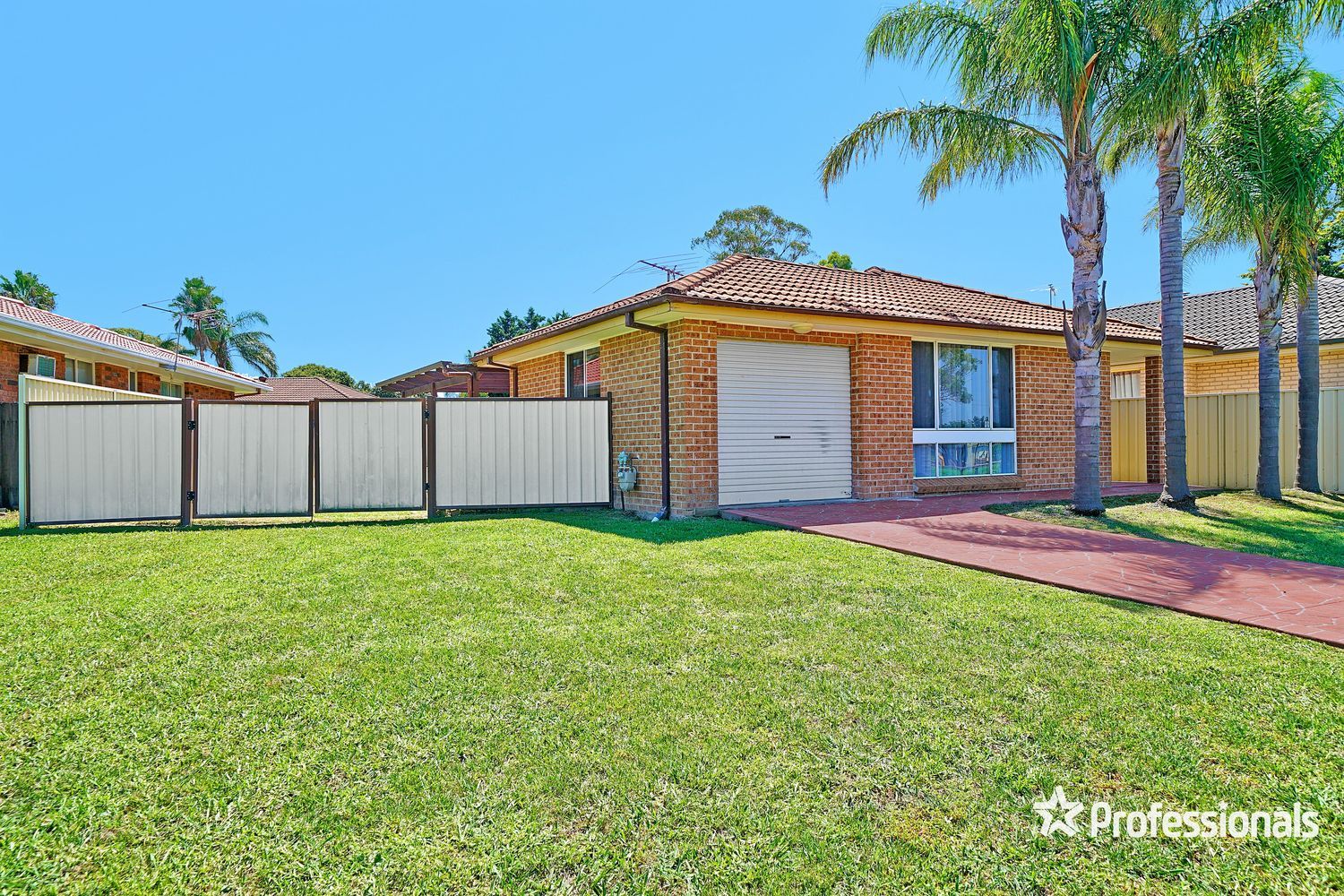 29 Oswald Crescent, Rosemeadow NSW 2560, Image 0