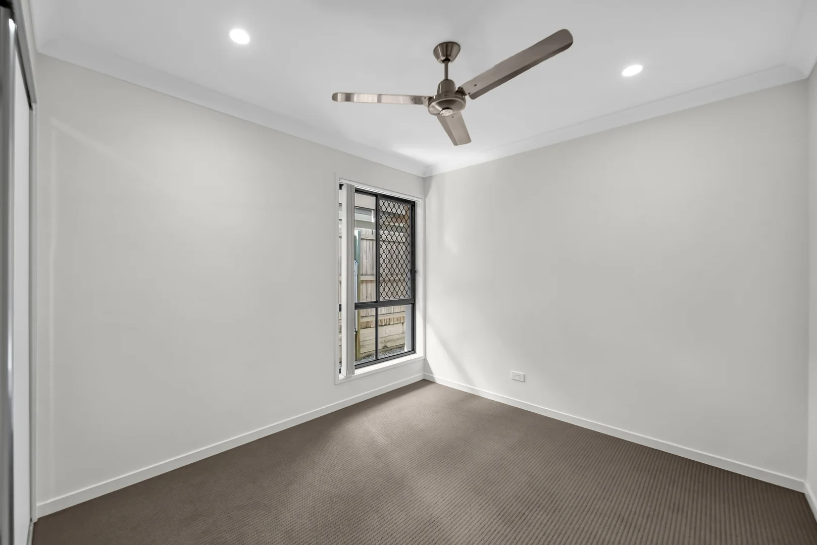 Additional image 10 of 60 Pepper Tree Drive, Holmview QLD 4207