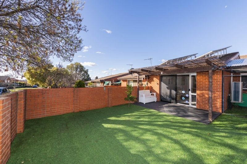 4/47 Christopher Crescent, Karabar NSW 2620, Image 1