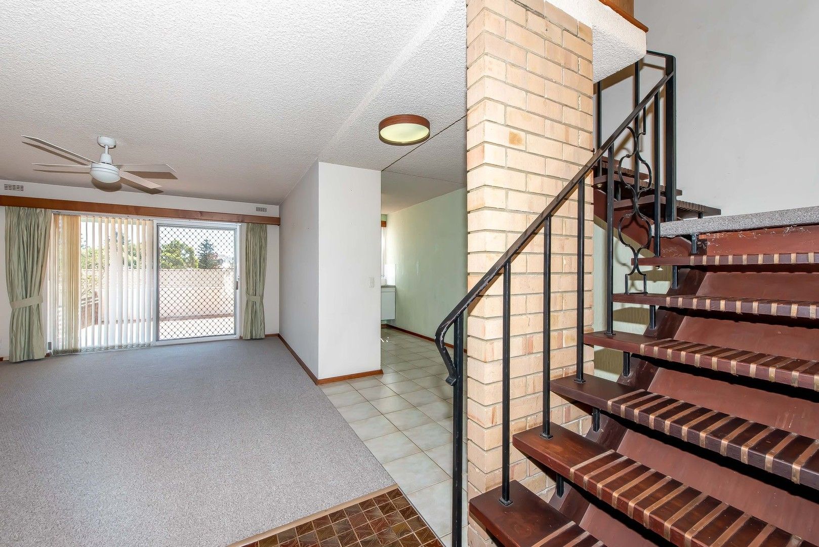 8/2 Frobisher Avenue, Sorrento WA 6020 Villa For Rent Domain