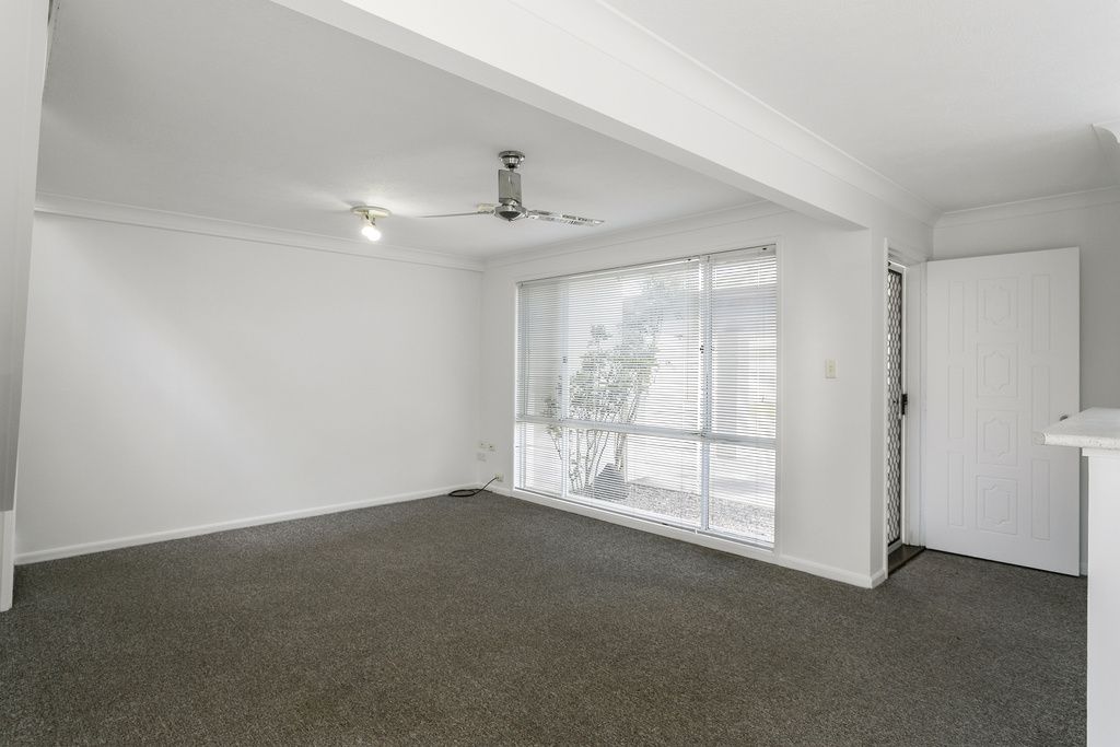 8/2 St Kevins Avenue, Benowa QLD 4217, Image 2