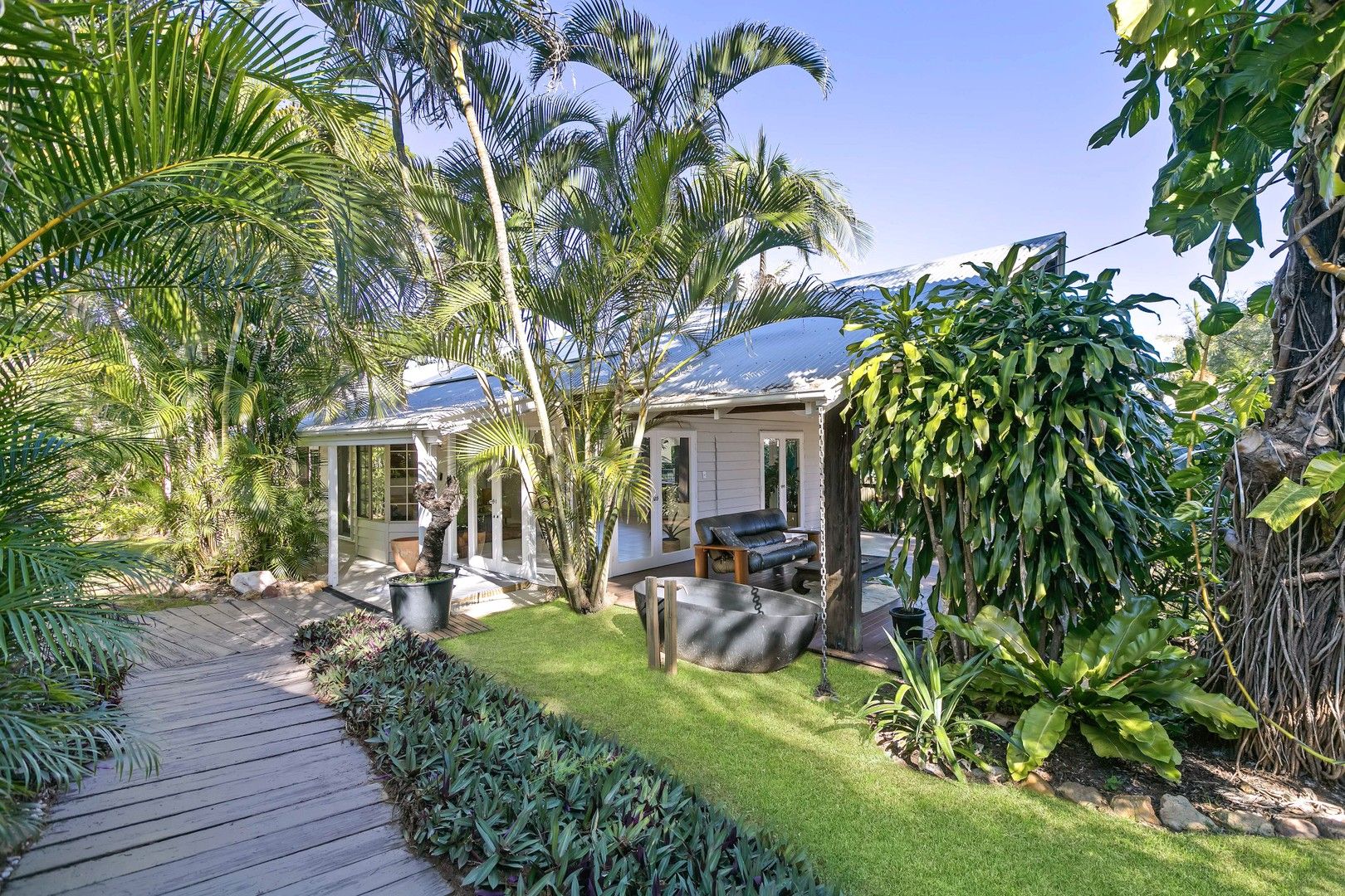4 Walnut Court Marcus Beach QLD 4573 Domain