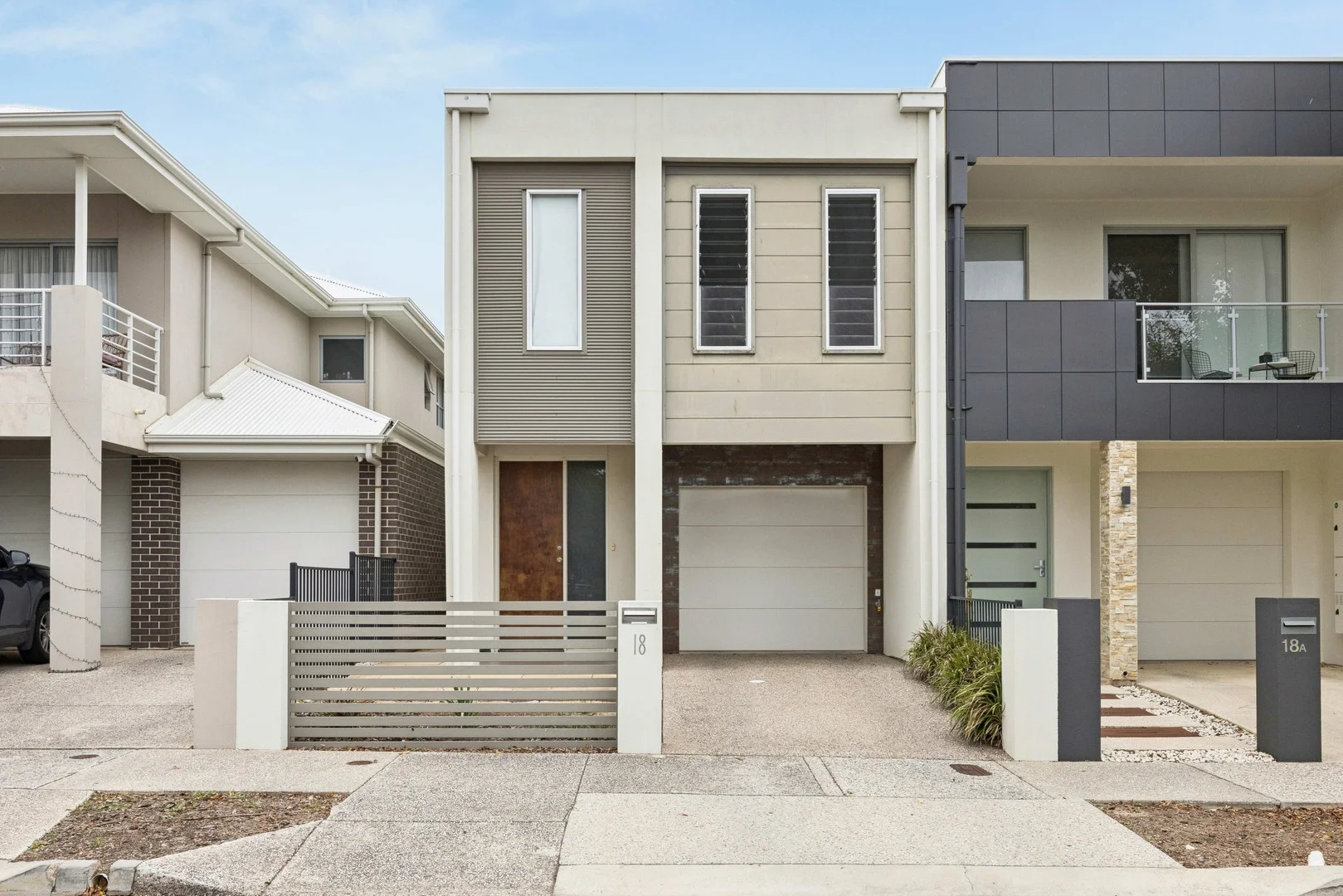 Primary image of 18 Piccadilly Way, Lightsview SA 5085