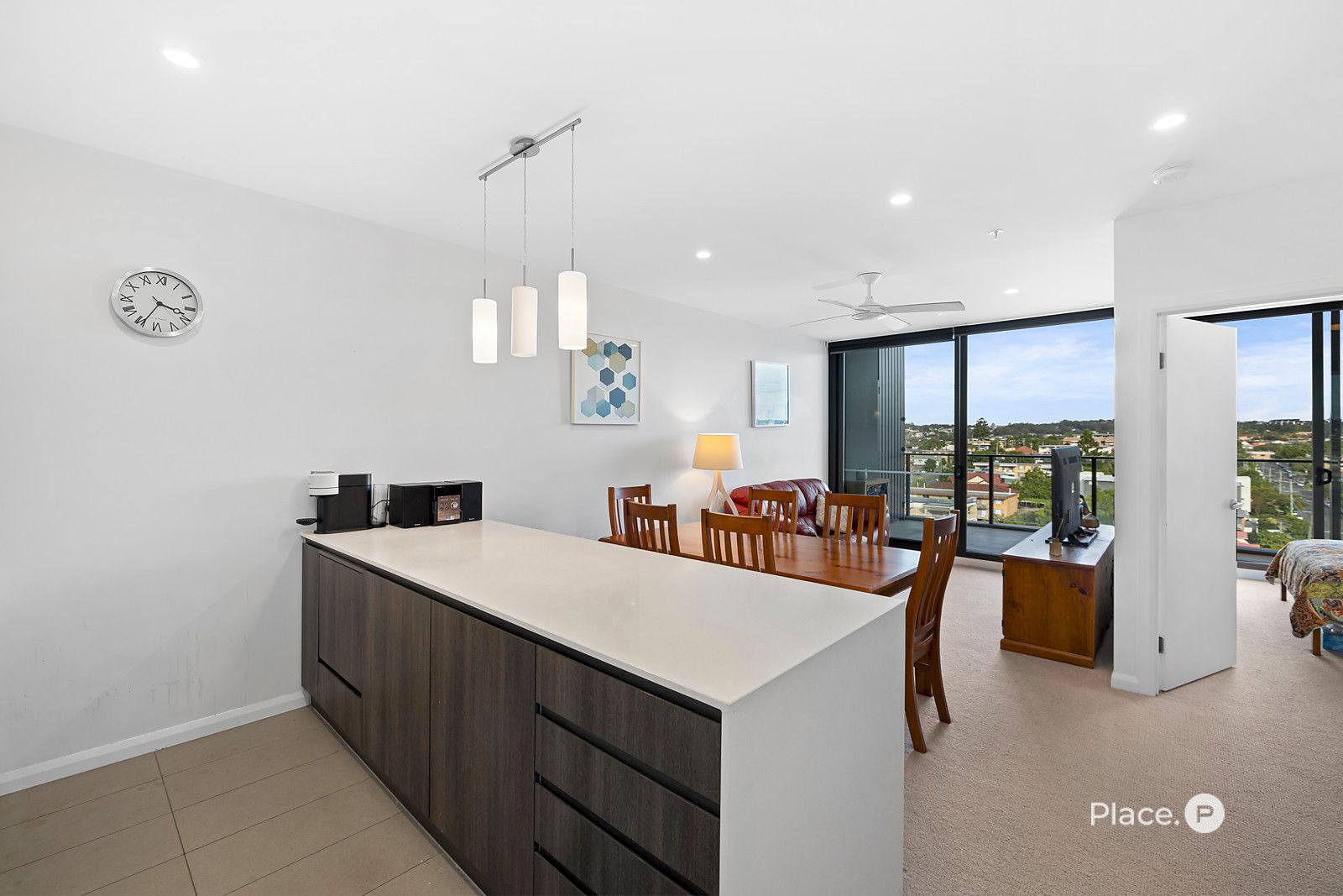 21107/300 Old Cleveland Road, Coorparoo QLD 4151, Image 0