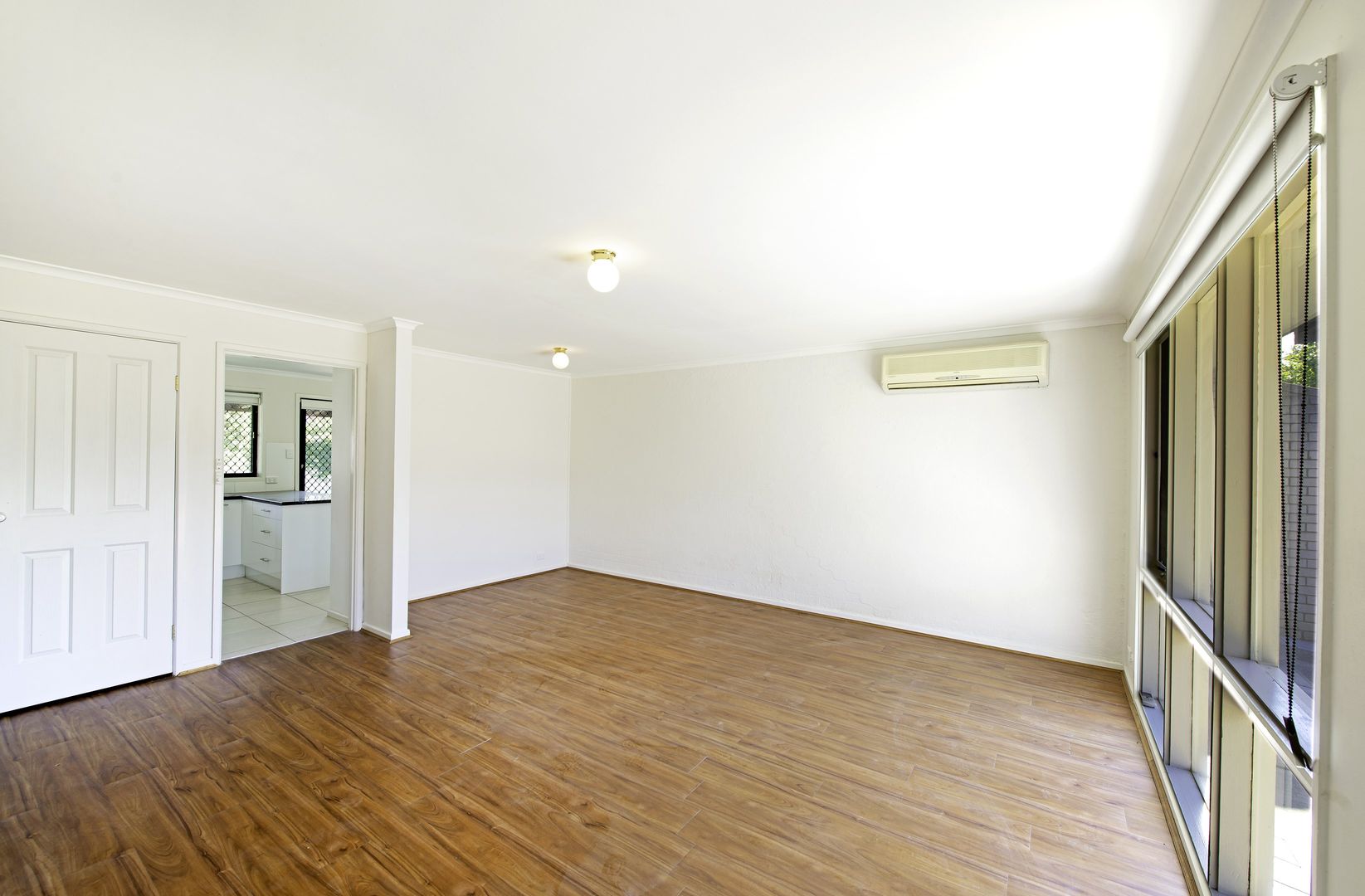 4 Brownlow Place, Holt ACT 2615, Image 2