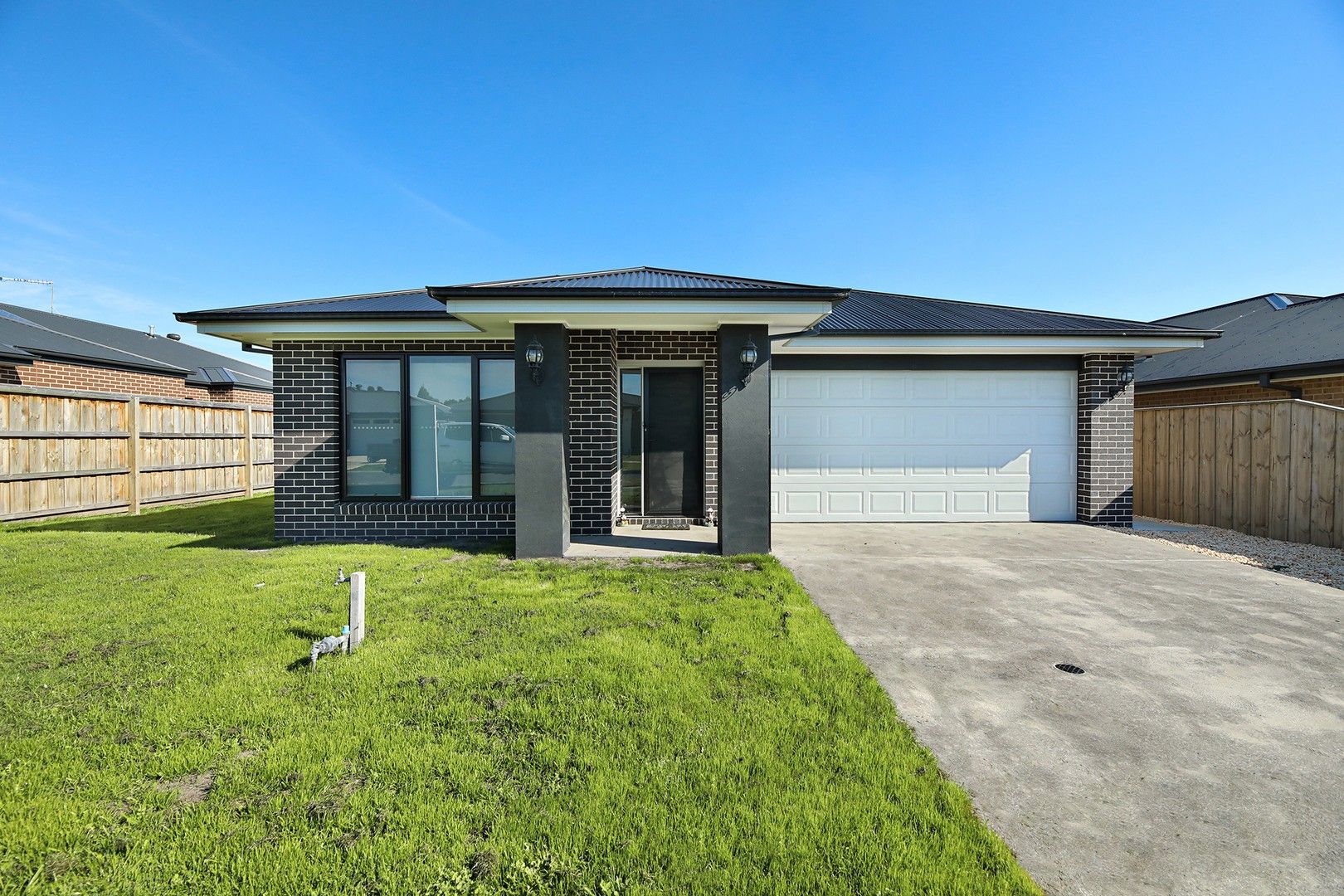 15 Grampians Drive, Moe VIC 3825, Image 0