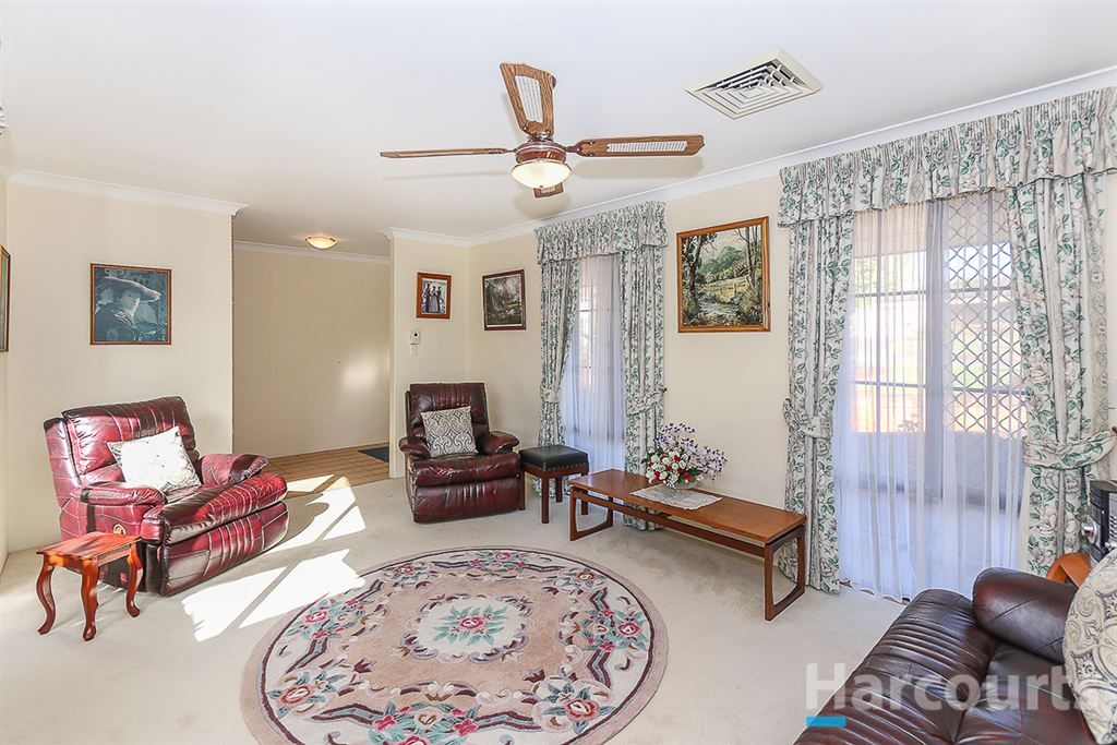 19 Ainslie Court, Kardinya WA 6163, Image 2