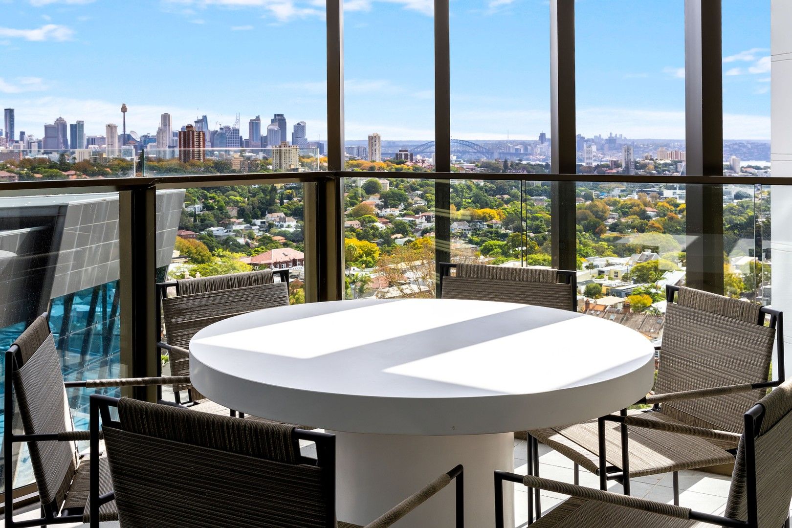 Oxford Street, Bondi Junction NSW 2022 2 beds apartment for Rent