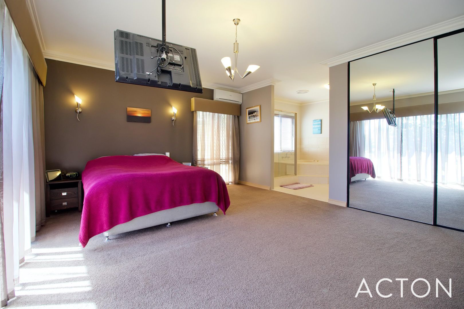 49 Okehampton Road, Warnbro WA 6169, Image 2