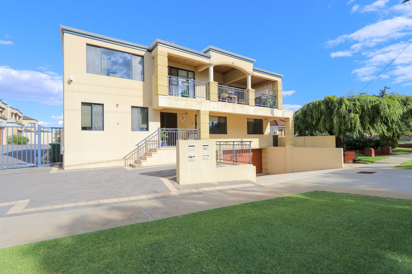 8/111 Kent Street, Rockingham WA 6168 | Domain
