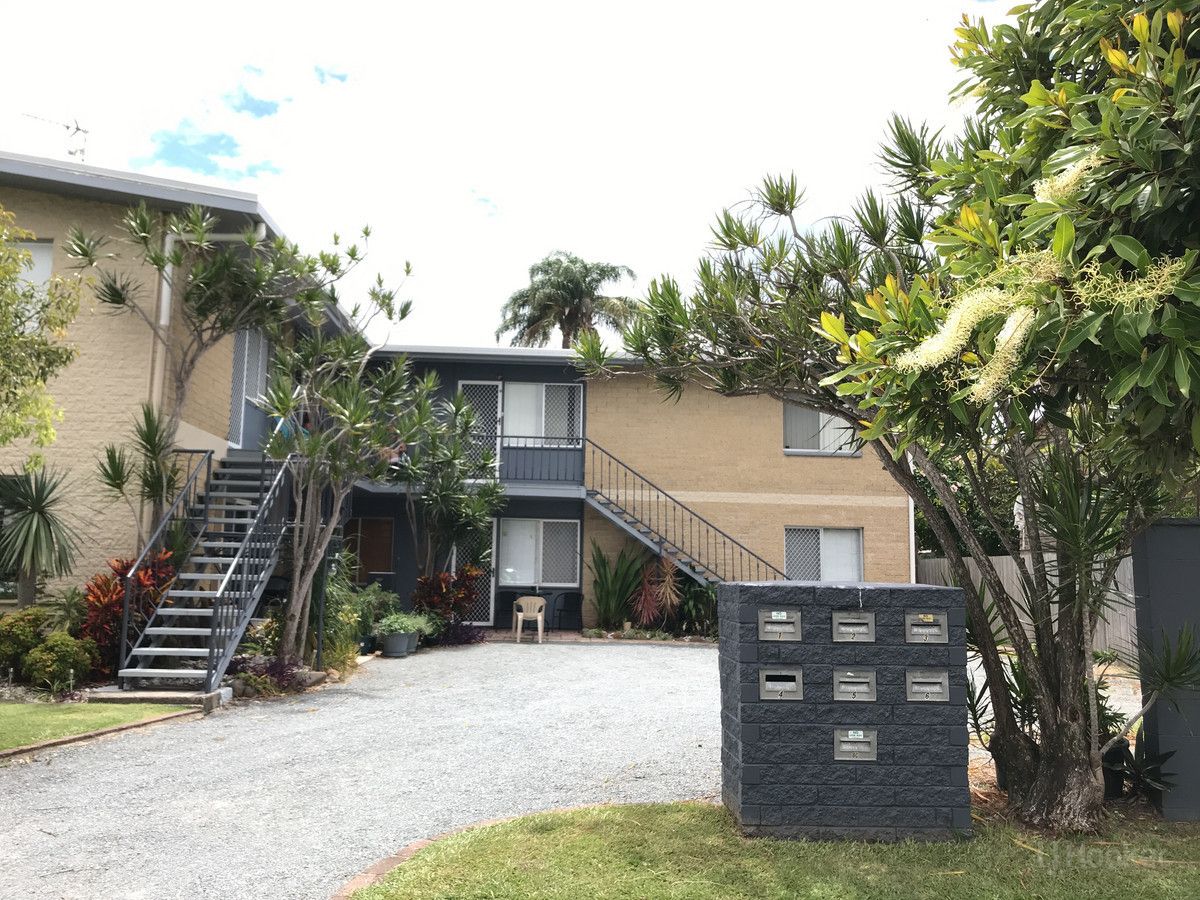 1 bedrooms Apartment / Unit / Flat in 2/13 Central Street LABRADOR QLD, 4215