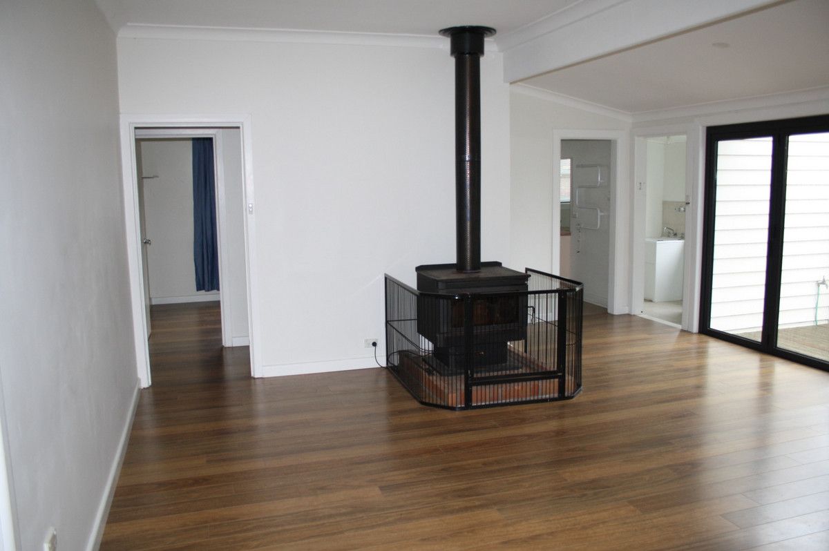 5 Thorpdale Road, Mirboo North VIC 3871 House For Rent Domain