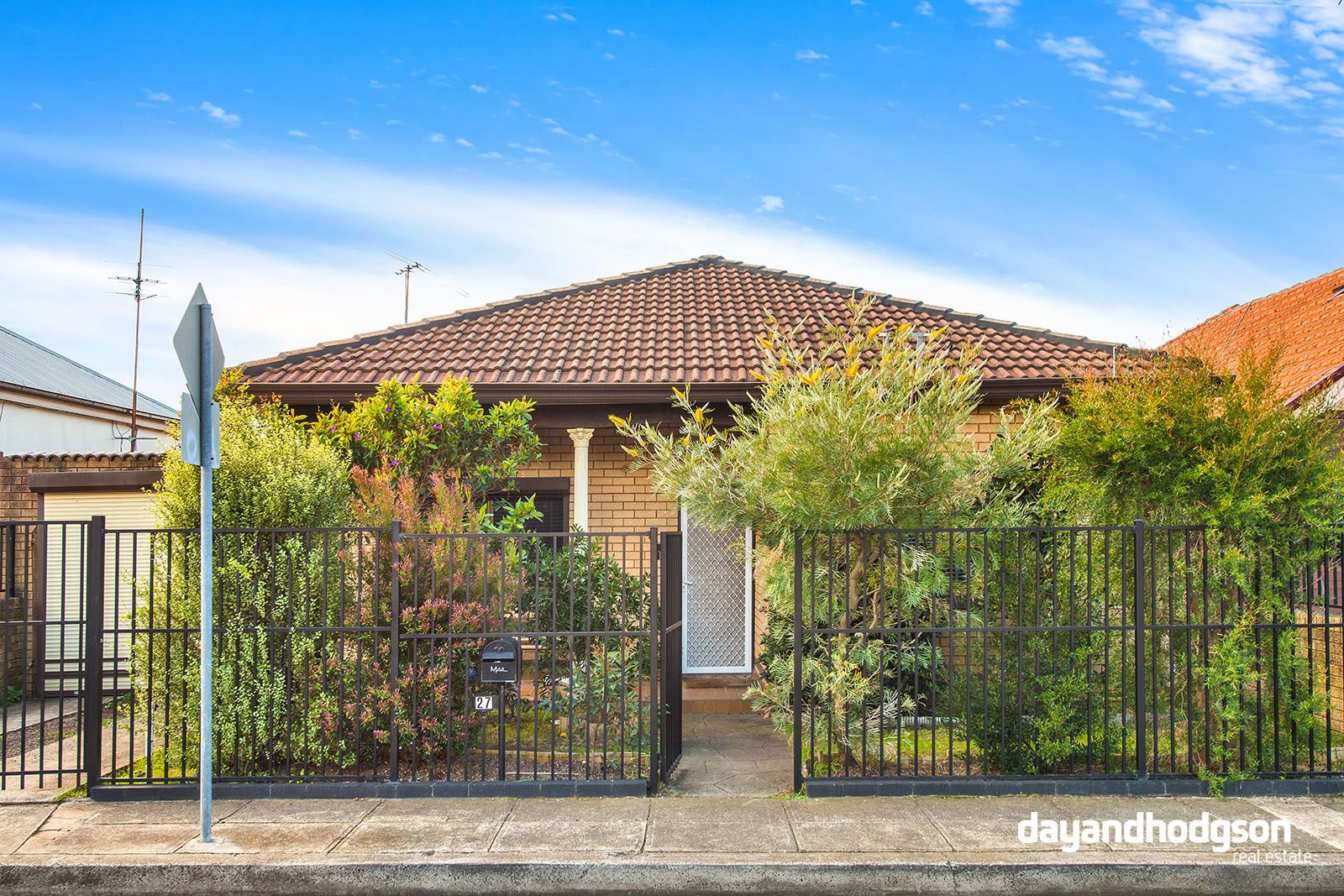 27 Foreman Street, TEMPE NSW 2044, Image 2