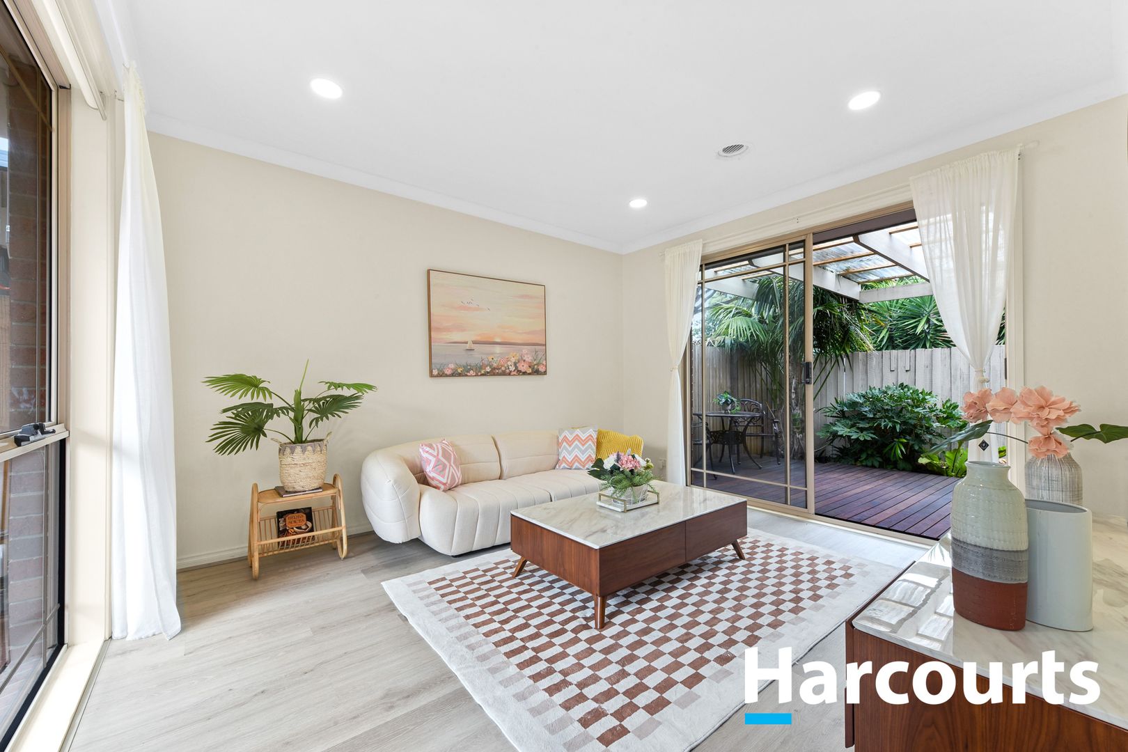 2/4 Wolsley Street, Bentleigh VIC 3204, Image 2