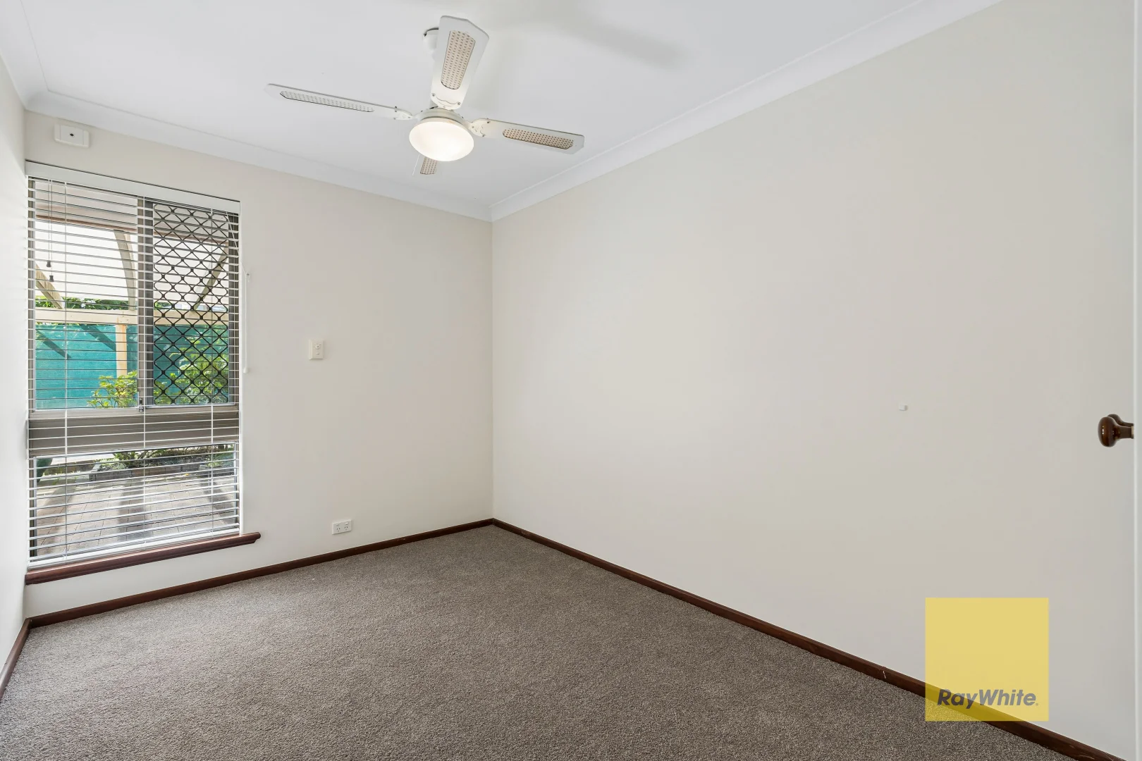 Additional image 16 of 42 Kanangra Crescent, Greenwood WA 6024