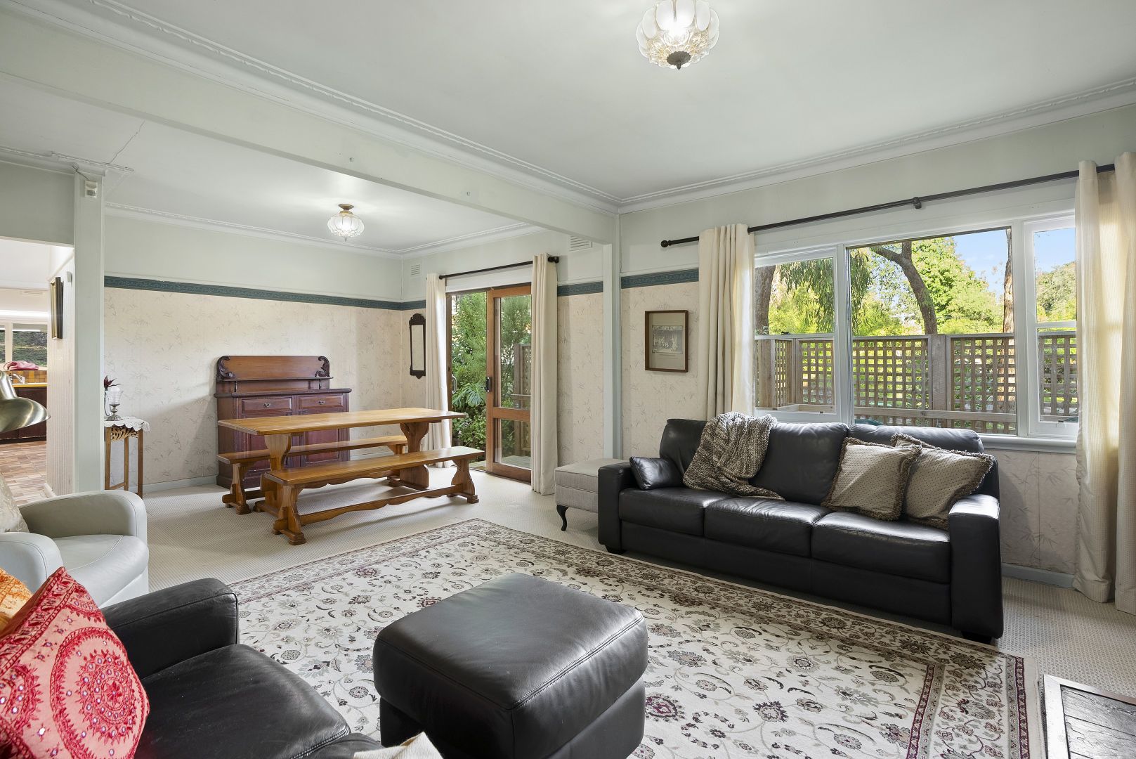 33 Elsie Street, Boronia VIC 3155, Image 2