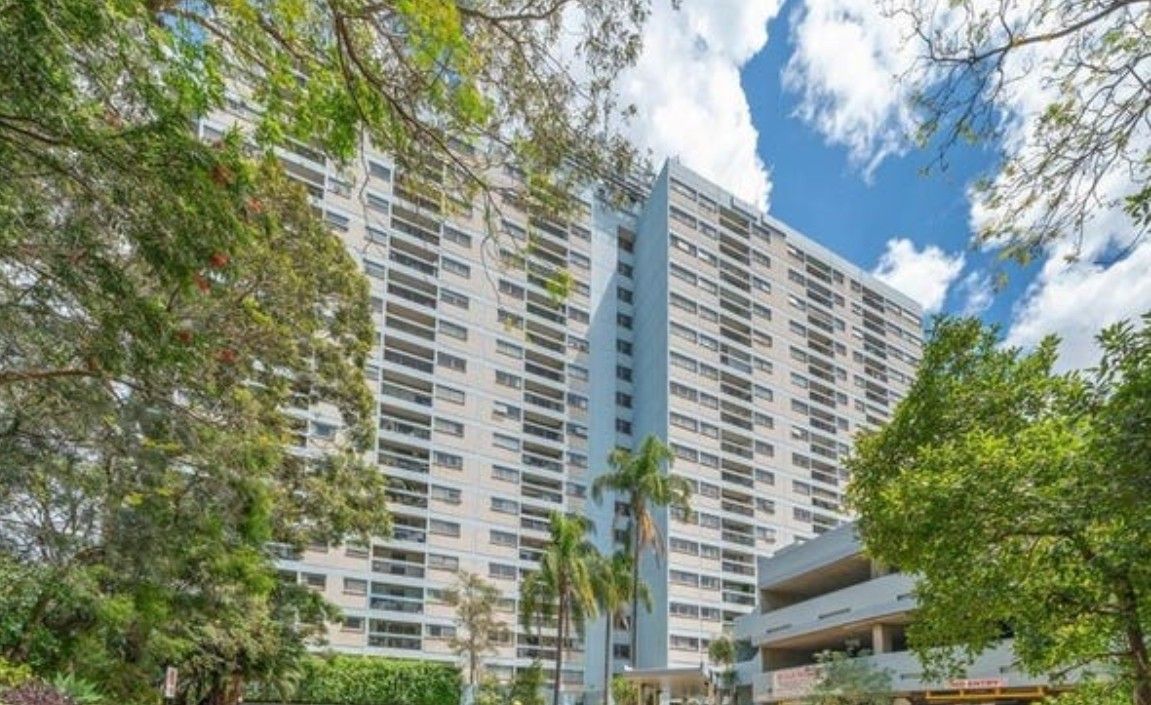 2 bedrooms Apartment / Unit / Flat in 1M/15 Campbell Street PARRAMATTA NSW, 2150