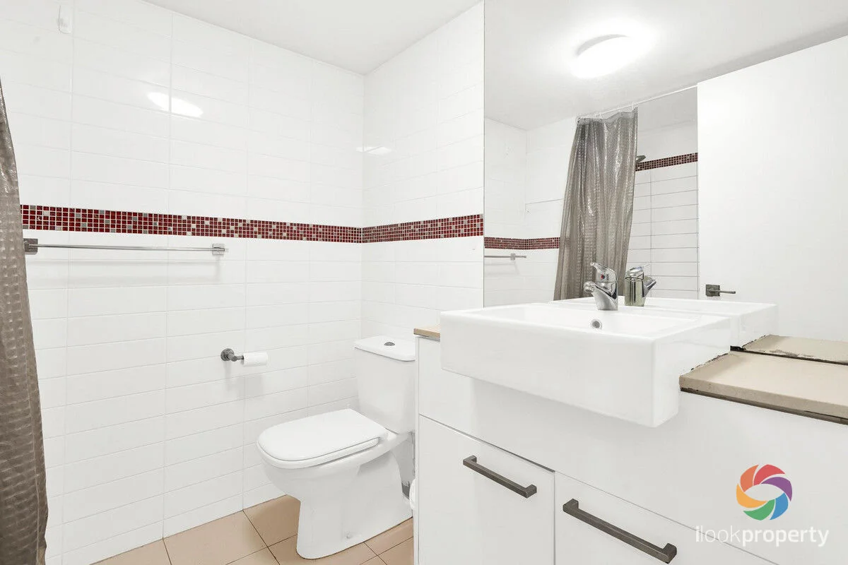 Additional image 6 of 204/803 Stanley Street, Woolloongabba QLD 4102