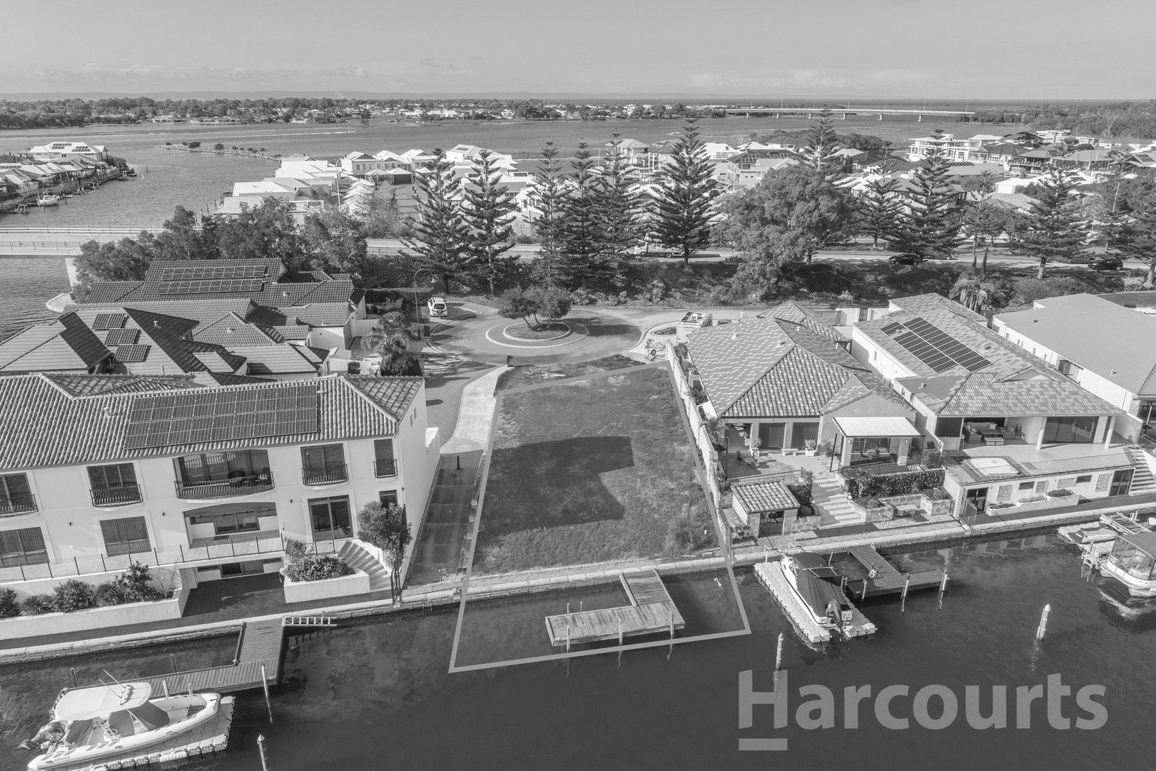 26 Starfire Close, Halls Head WA 6210, Image 0