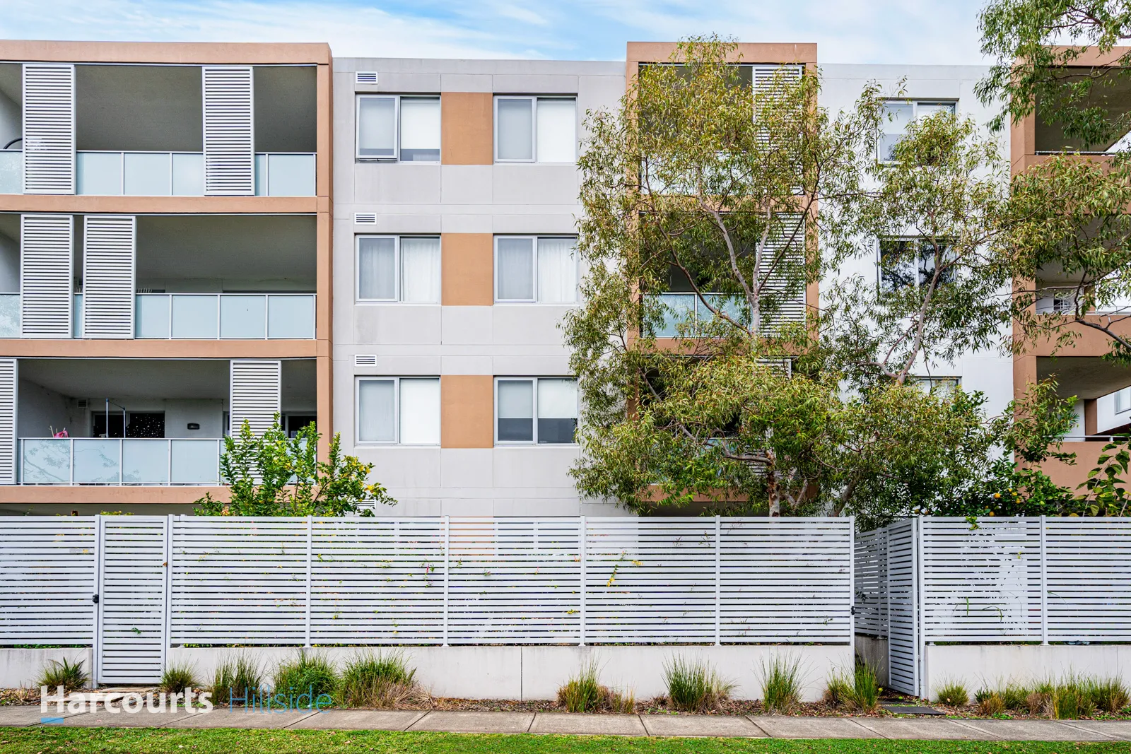 Spacious Apartment Living with a Private Courtyard, Rouse Hill