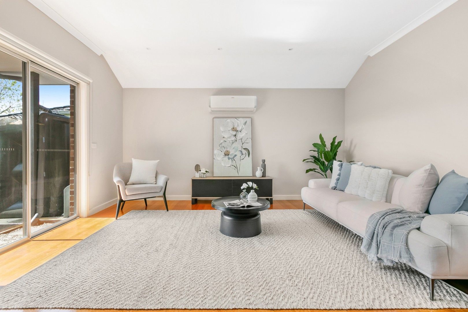 2 bedrooms Townhouse in 5/74 Wood Street PRESTON VIC, 3072
