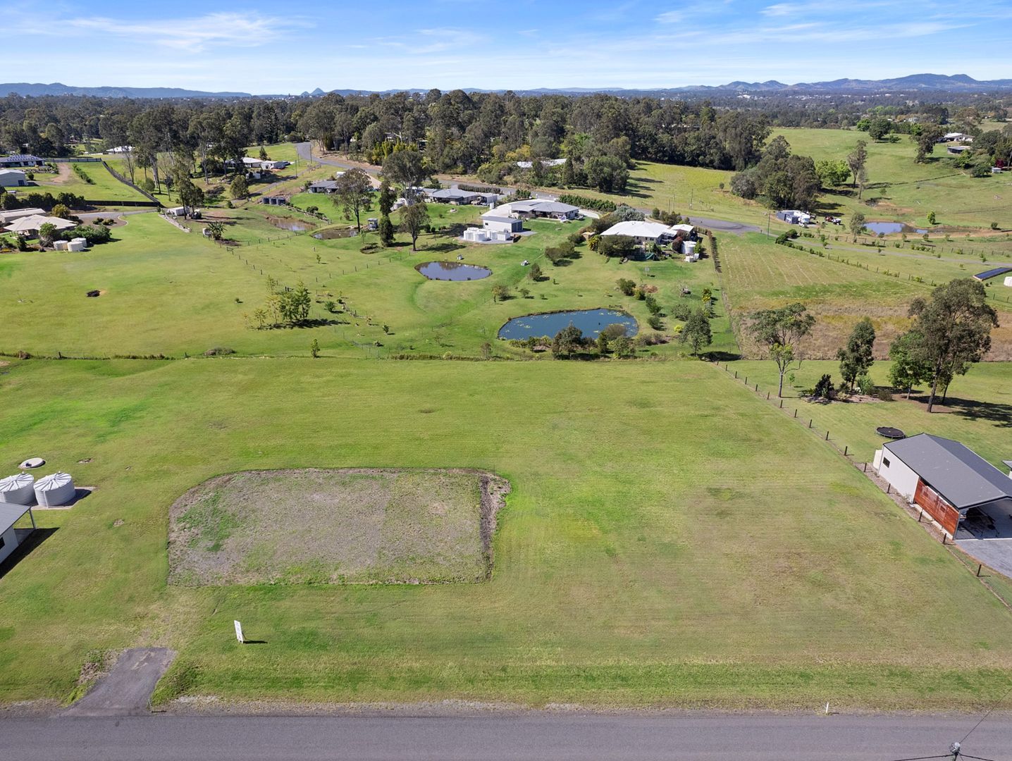 67 Newfarm Road, Chatsworth QLD 4570, Image 2