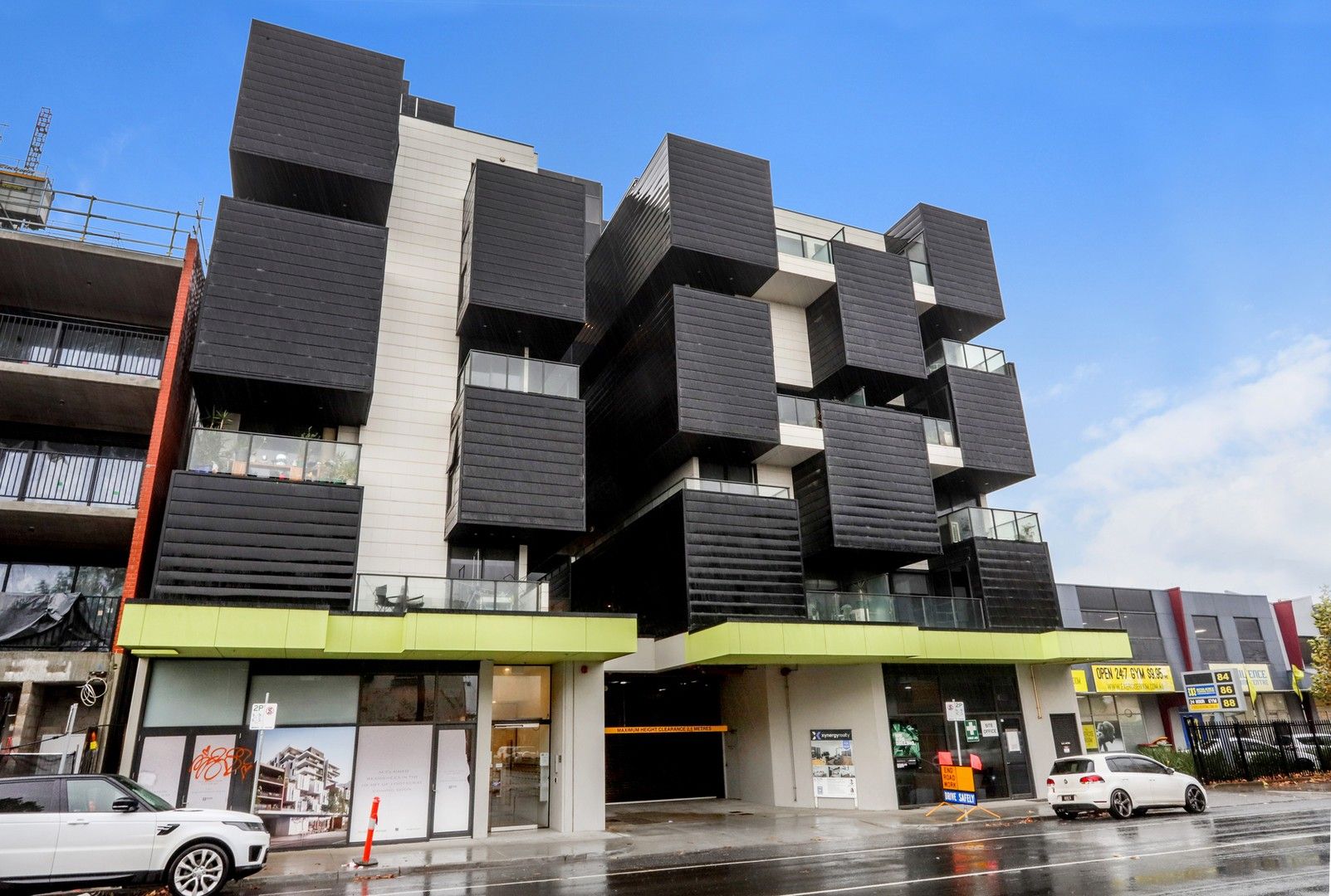 2 bedrooms Apartment / Unit / Flat in 102/90 Buckley Street FOOTSCRAY VIC, 3011