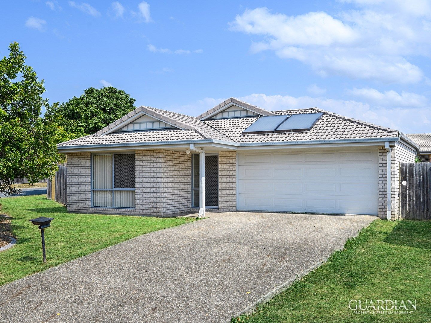 2 Griffen Place, Crestmead QLD 4132, Image 0