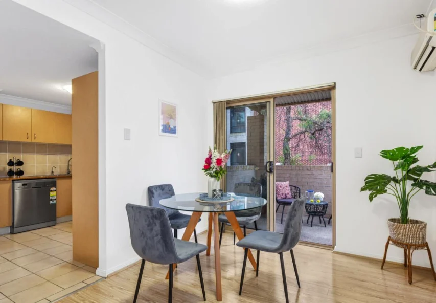 Additional image 4 of 3/2 Wentworth Avenue, Toongabbie NSW 2146