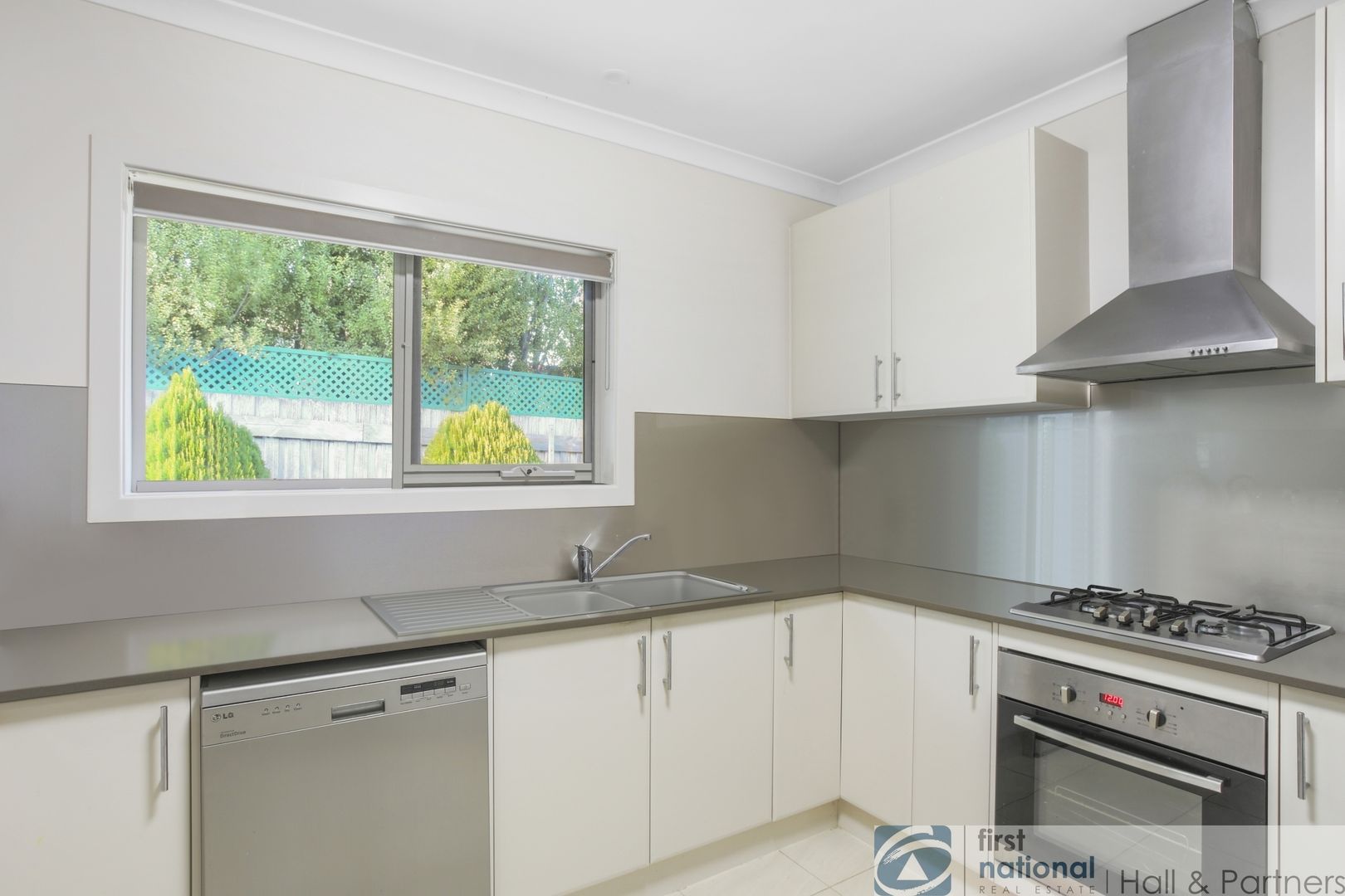 14/65-67 Tootal Road, Dingley Village VIC 3172, Image 2