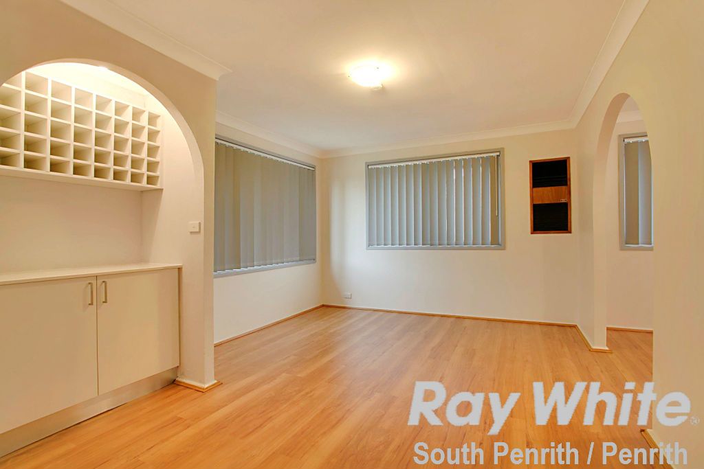 4 Knighton Place, South Penrith NSW 2750, Image 1