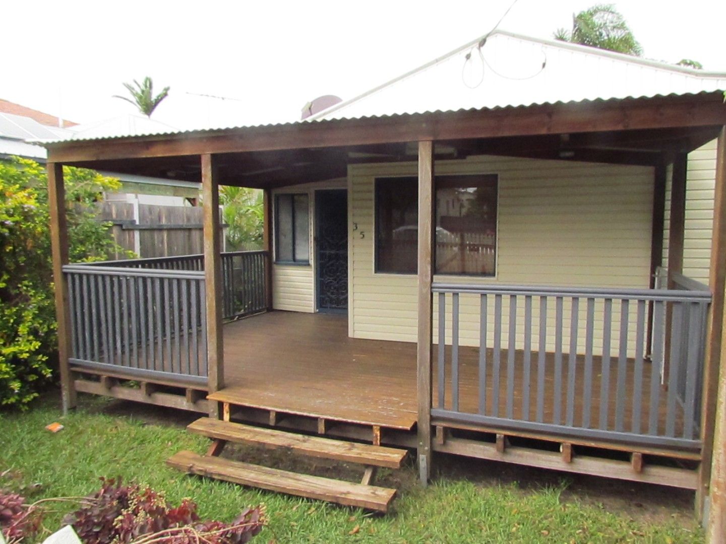 35 Bailey Street, Woody Point QLD 4019, Image 0