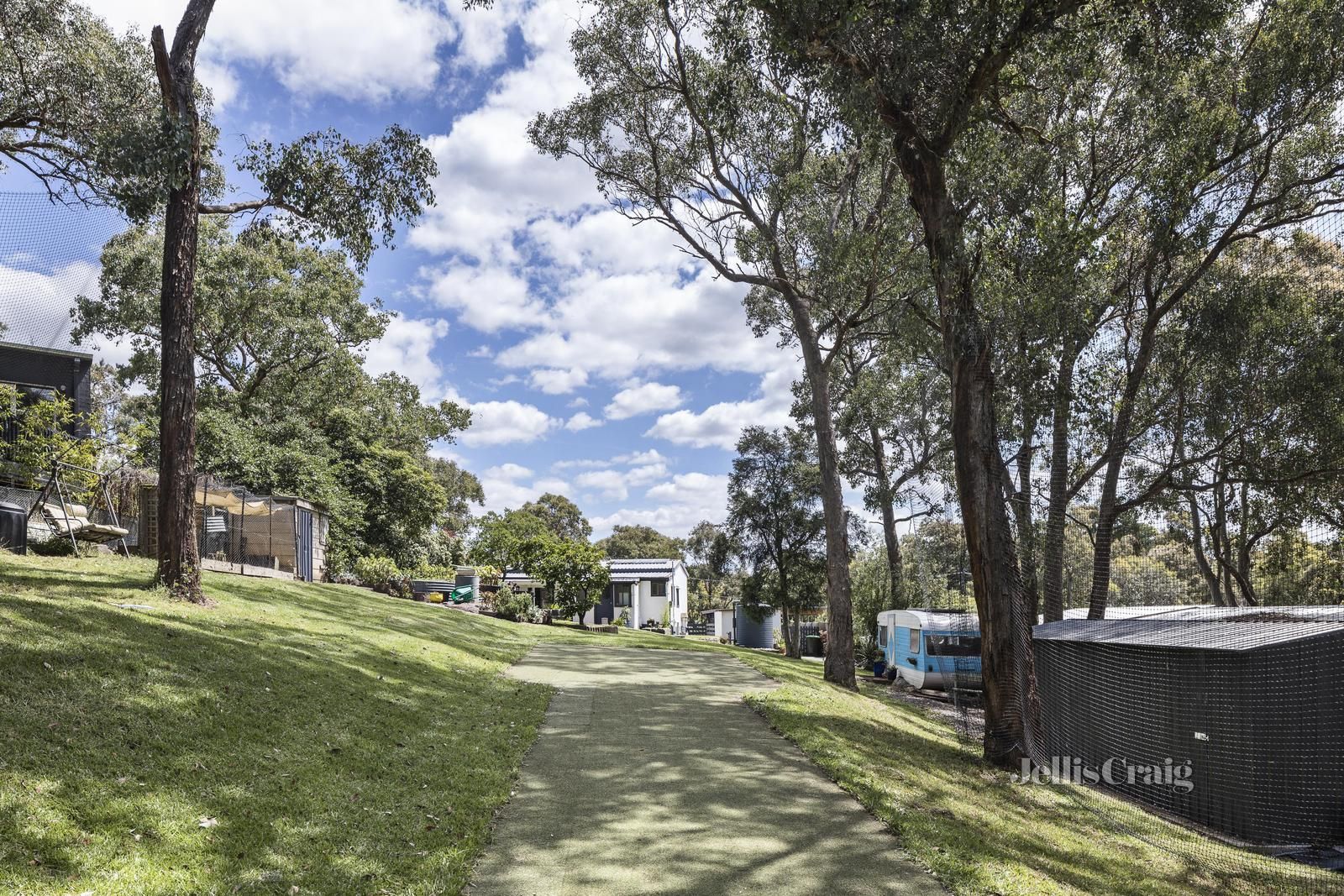 11 Valias Street, North Warrandyte VIC 3113, Image 0