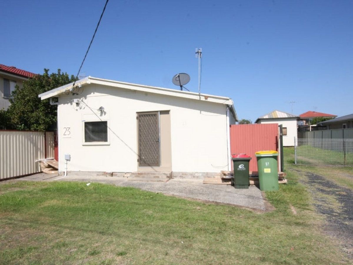 2 bedrooms House in 1/23 Boondilla Road THE ENTRANCE NSW, 2261