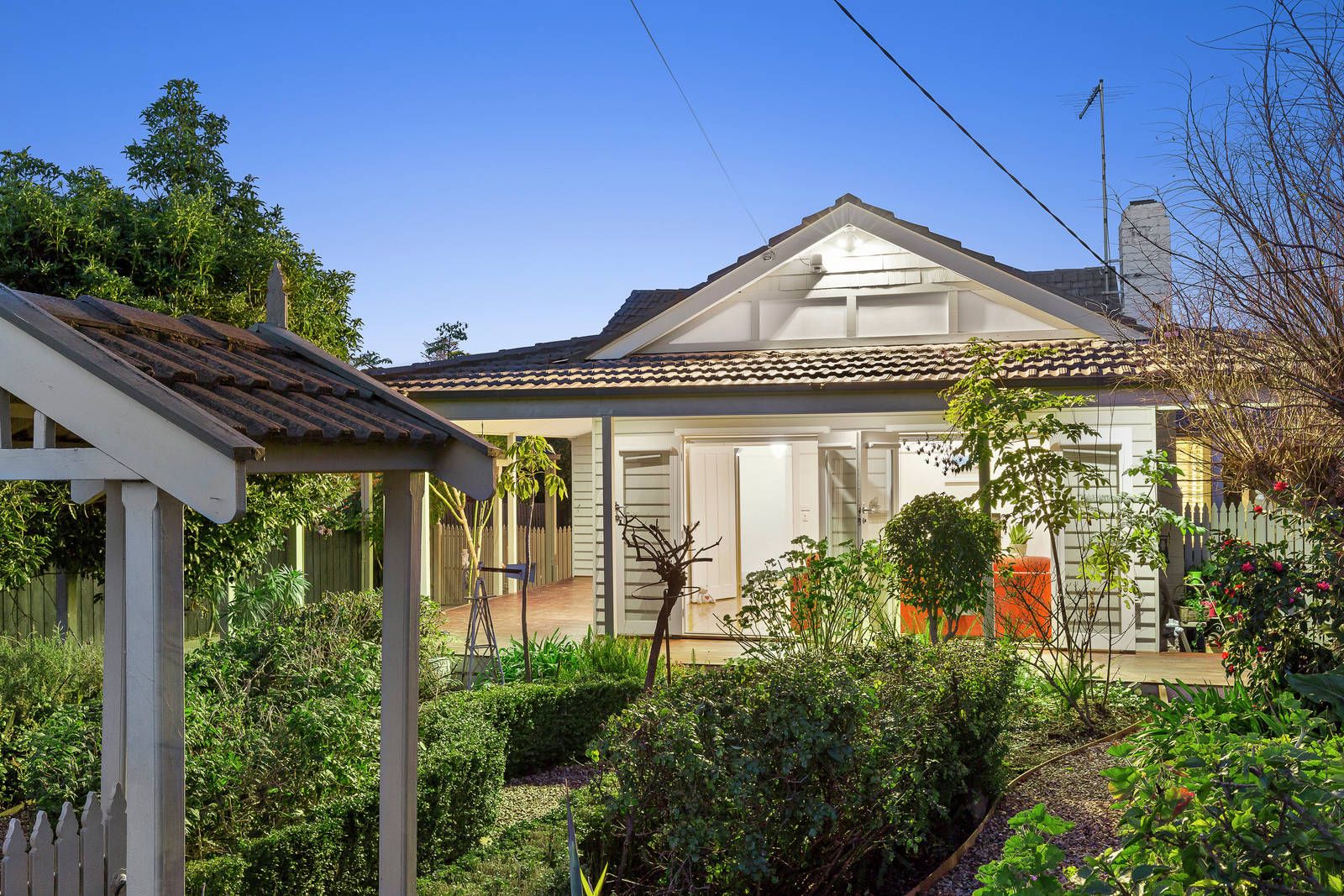 29 Shawlands Avenue, Blackburn South VIC 3130, Image 0