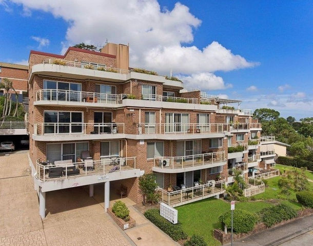 17/73-77 Henry Parry Drive, Gosford NSW 2250