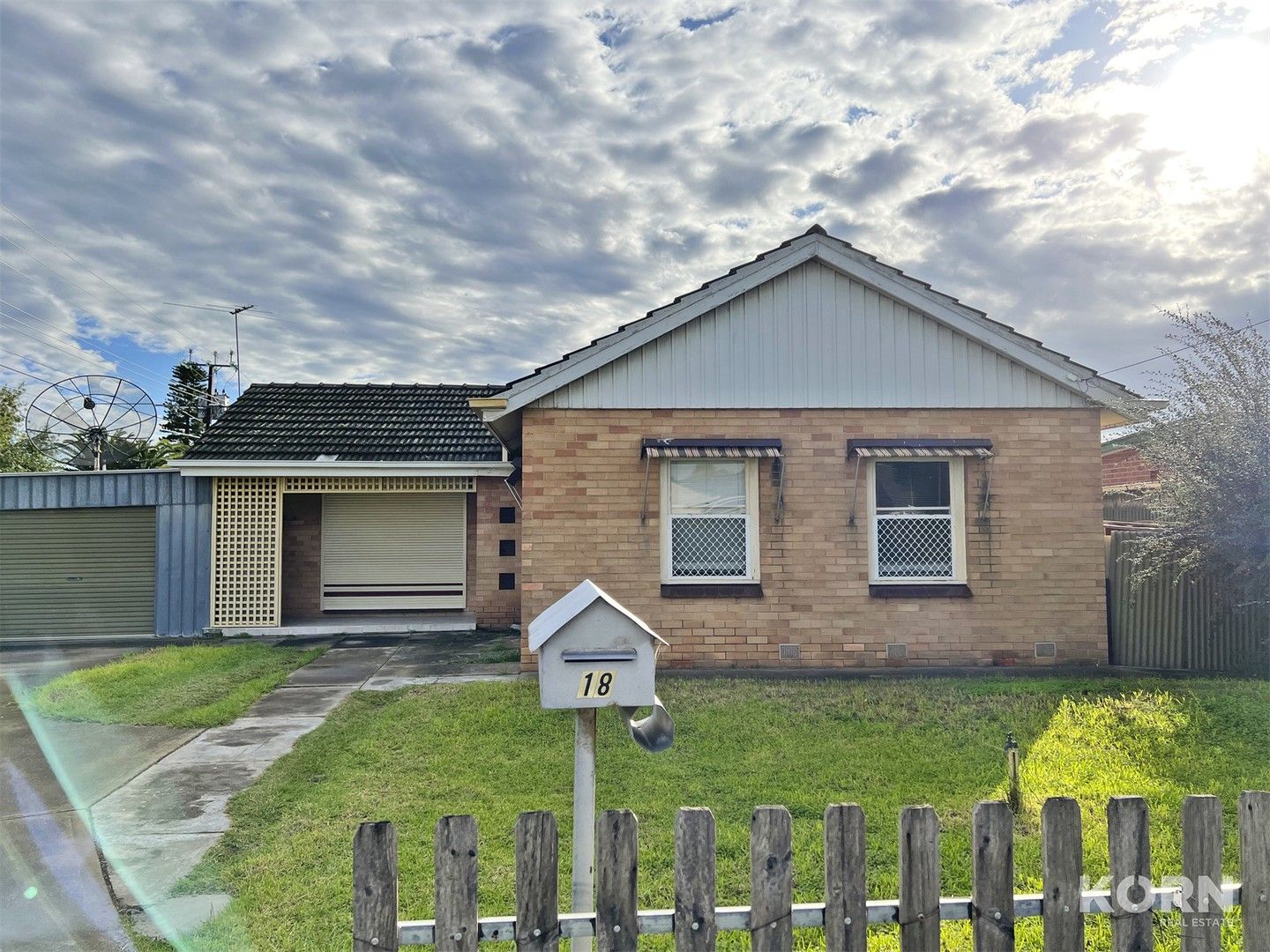 18 Cleve Street, Mansfield Park SA 5012, Image 0