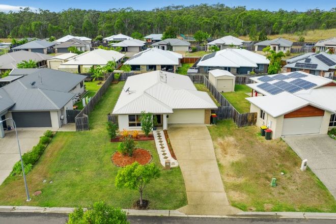 Picture of 33 Parkway Crescent, KIRKWOOD QLD 4680