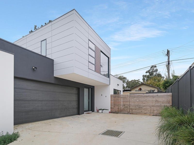 3 bedrooms Townhouse in 3/35 Aurora Close MAWSON ACT, 2607