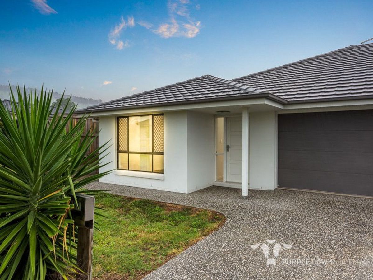 3 bedrooms Duplex in 2/6 Richmond Terrace PLAINLAND QLD, 4341