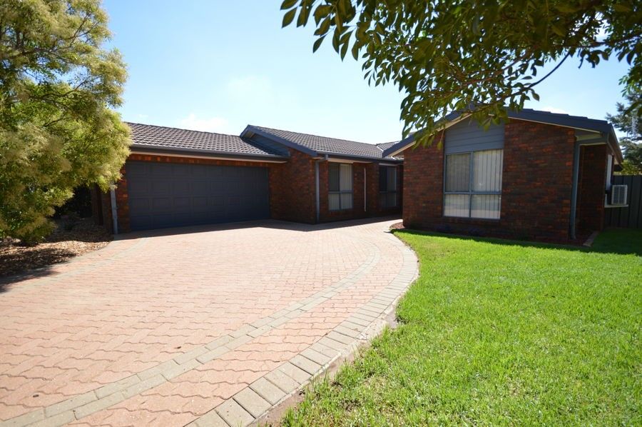 26 Murrayfield Drive, Dubbo NSW 2830, Image 0