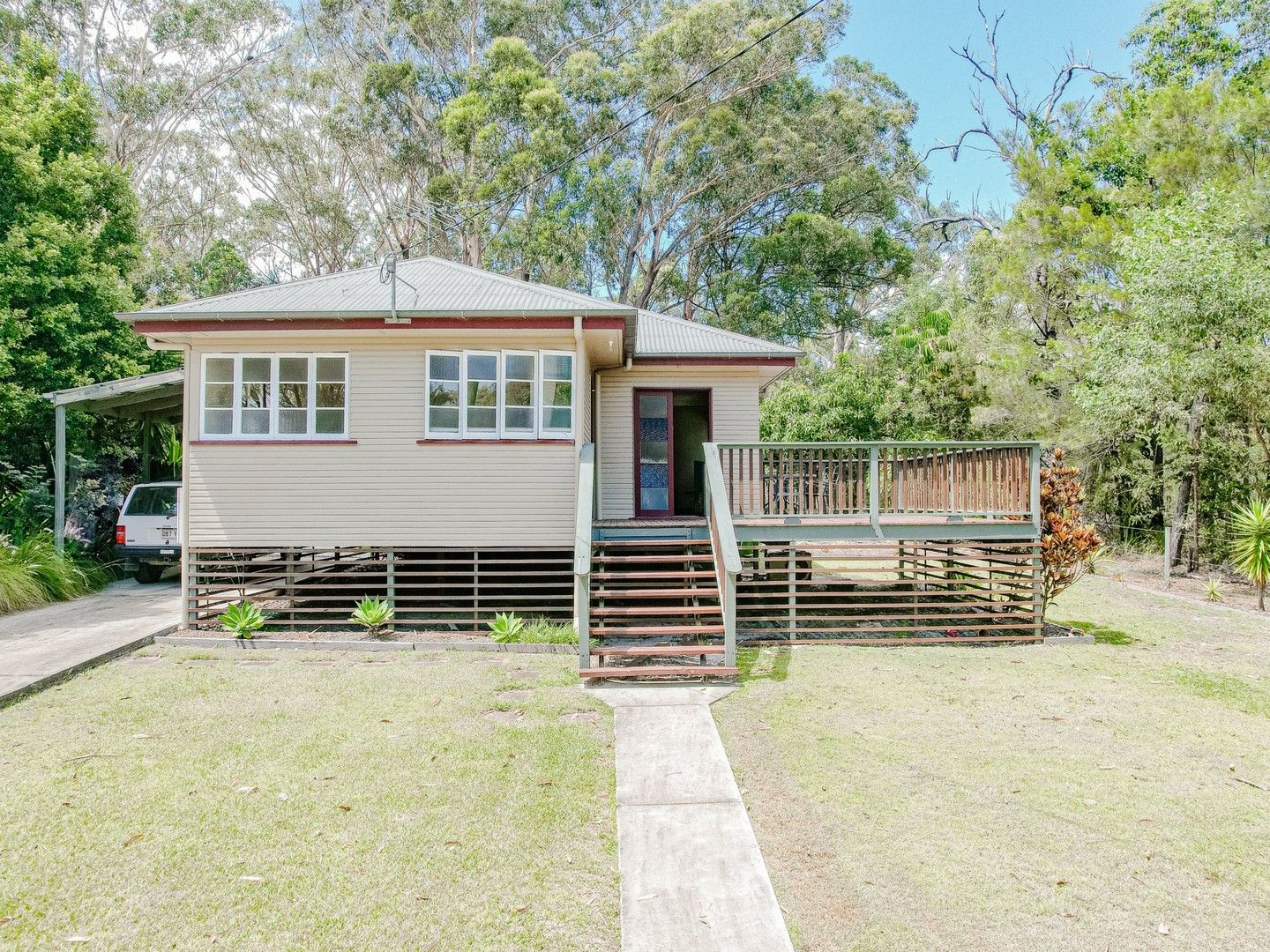 2 bedrooms House in 6 Sapphire RUSSELL ISLAND QLD, 4184